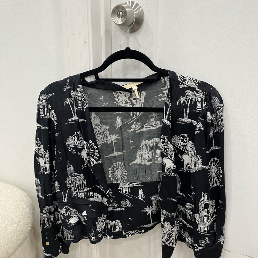 Maje, navy silk shirt with drawings. Size 3.